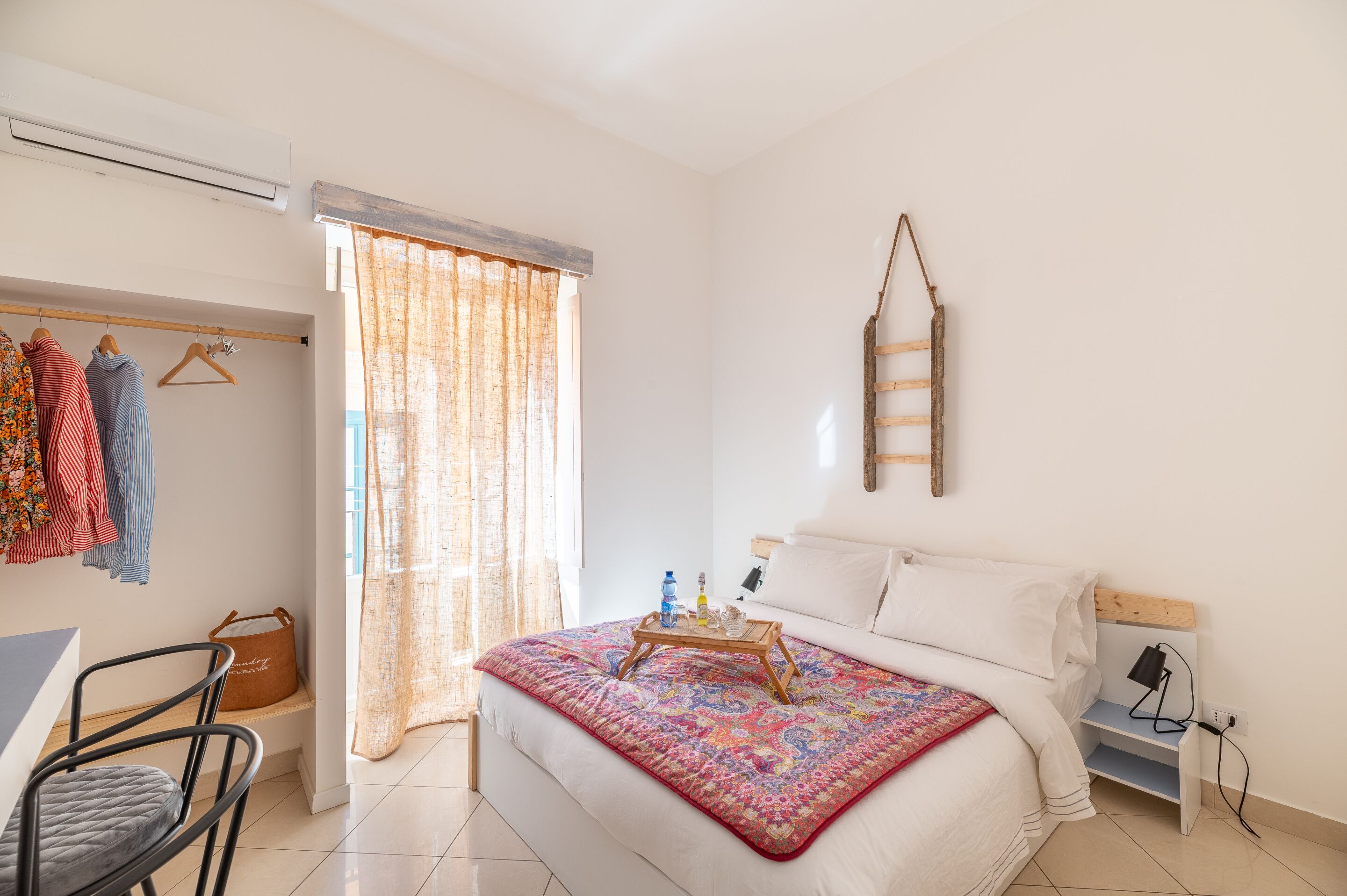 Comfort Double Room, Ensuite (Aretusa) | Desk, laptop workspace, free WiFi