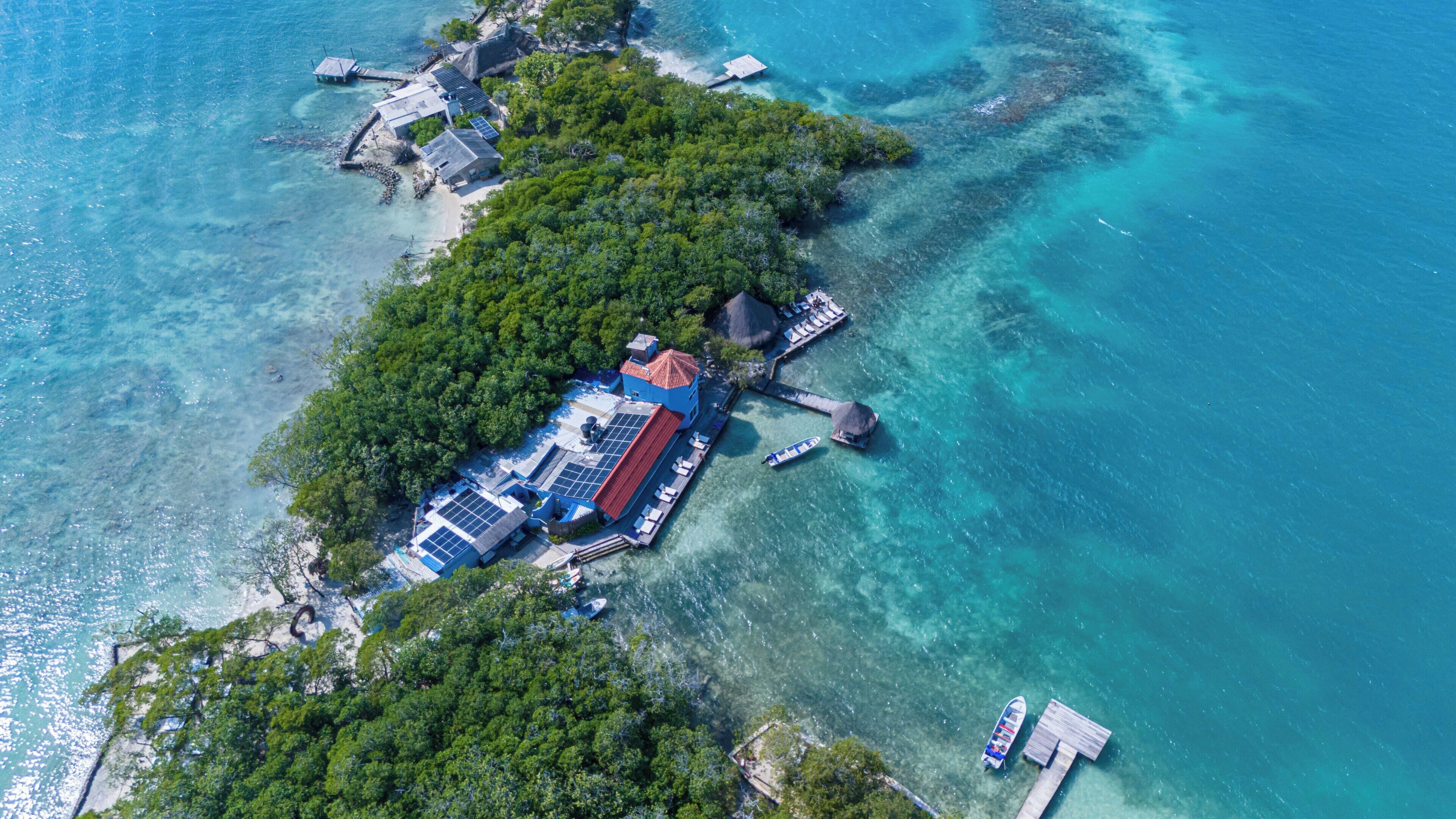 Photo - Fragata Island House