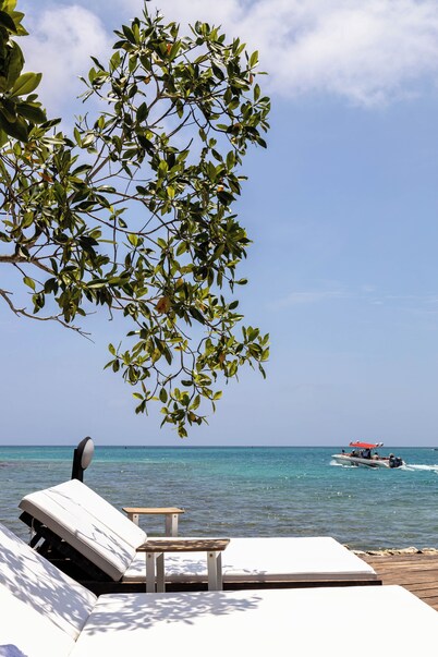 Fragata Island