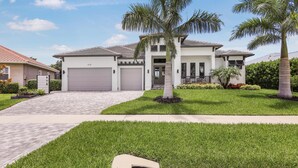 House, Multiple Beds (Modern Home with pool and steps to be) | Exterior - Modern Home With Pool and Steps to Beach, Food and fun (Marco Island)