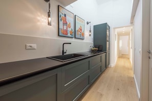 Deluxe Apartment | Private kitchen - LVL apartments by MMega (Florence)