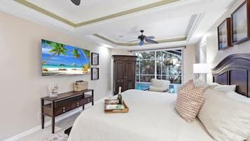 House, Multiple Beds (Home with pool, outdoor TV and walk t) | 4 bedrooms