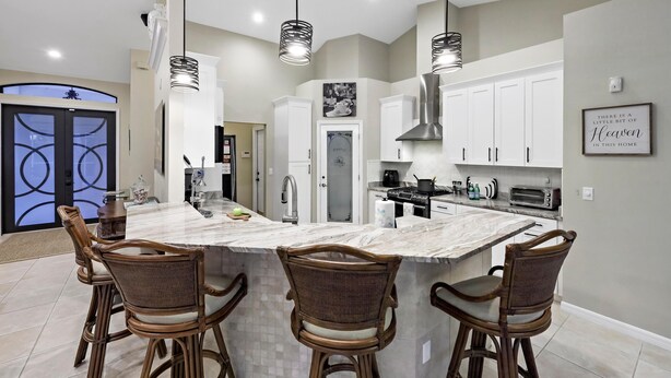 House, Multiple Beds (Home with pool, outdoor TV and walk t) | Private kitchen - Home With Pool, Outdoor TV and Walk to Tigertail Beach (Marco Island)