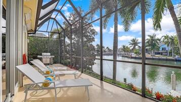 Casa, letti multipli (SW exposure home on wide canal with p) | Terrazza/patio