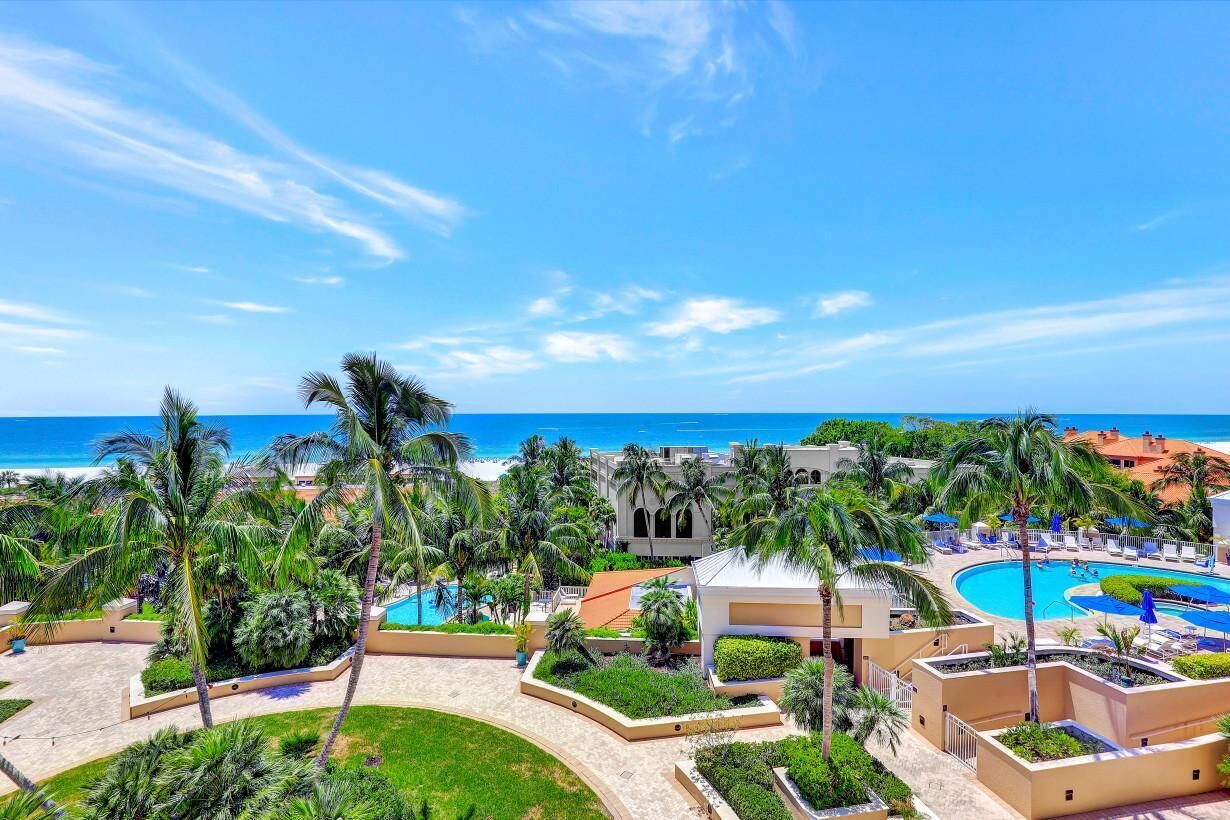 Condo, 1 King Bed with Sofa bed (Lavish beachfront condo with rooftop ) | Exterior