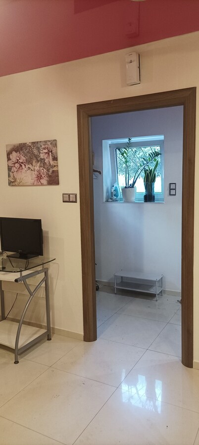 Gościnne Gniazdo - parter małego domku do dyspozycji gości.