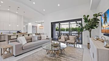 Nhà, nhiều giường (Pet-friendly home near shops with poo) | Khu phòng khách