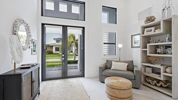 Nhà, nhiều giường (Pet-friendly home near shops with poo) | Nội thất