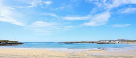 ใกล้ชายหาด