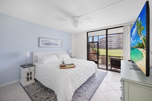 คอนโด, เตียงคิงไซส์ 1 เตียง (Walkout condo with beach access, pool) | 2 ห้องนอน