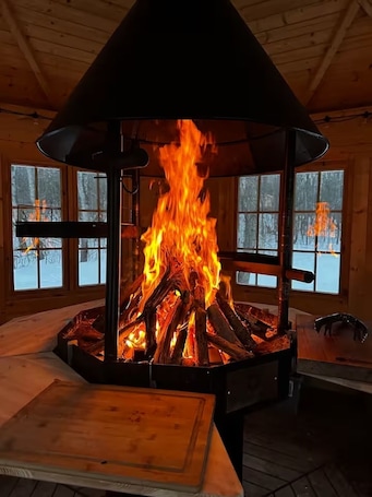 Interior. Anastasia’s Domain 5, Farm stay, off grid cabin in a beautiful forest!