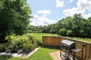 Cottage | Property grounds