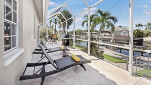 Huis, Meerdere bedden (343 North Barfield Drive) | Buiten dineren