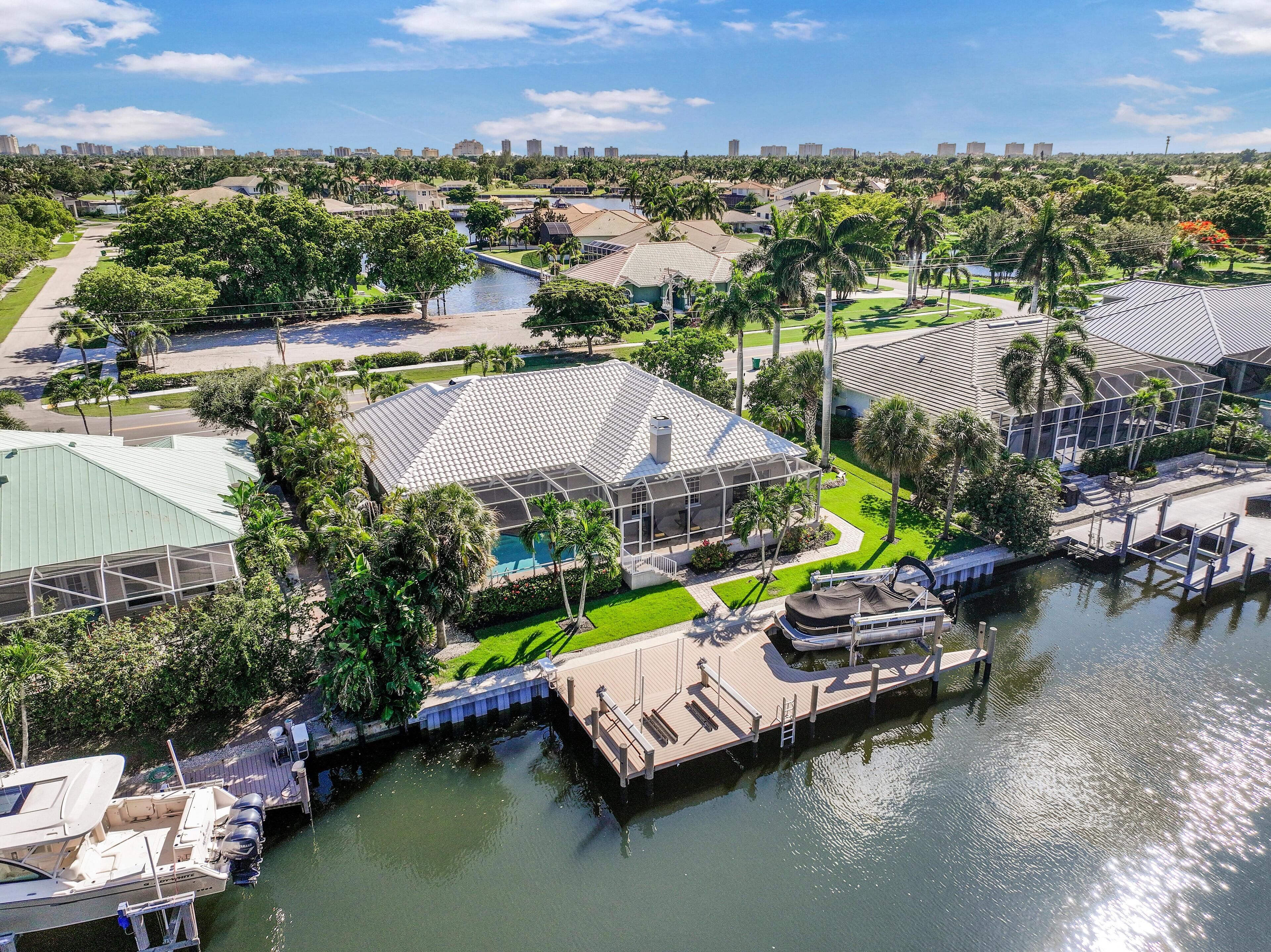 House, Multiple Beds (343 North Barfield Drive) | Exterior