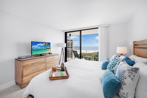 Condo, 1 cama King (Corner beachfront condo with pool, gy) | 2 quartos