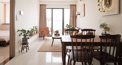 AHue Homestay-2BR-4Pax-FreePool+Gym-NearAEON Mall