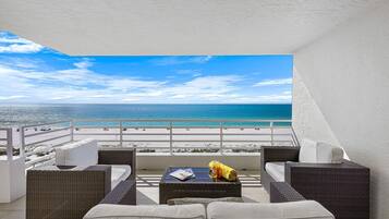 Condo, Multiple Beds (Beachfront condo with pools, gym and ) | Property grounds