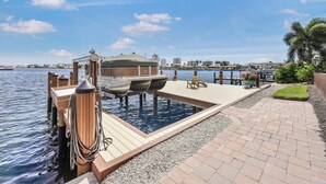 House, Multiple Beds (Opulent home with vast water view, po) | Marina - Opulent Home With Vast Water View, Pool and hot tub (Marco Island)