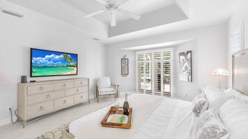 House, Multiple Beds (Home with heated pool and steps to be) | 3 bedrooms