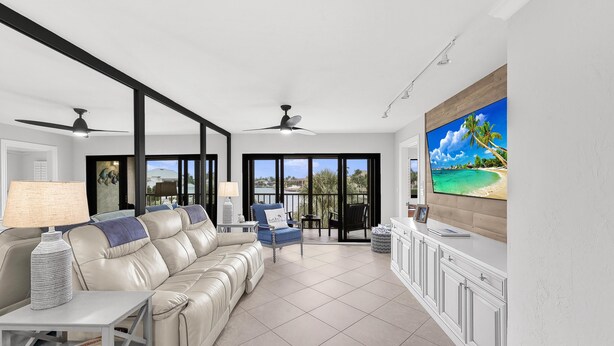 Unclassified image, 1 of 50, button - Condo With Views of Smokehouse Bay and Walk to Food (Marco Island)