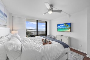 Condo, Multiple Beds (Penthouse beachfront condo with pool/) | 2 bedrooms - Penthouse Beachfront Condo With Pool/fitness/grills (Marco Island)