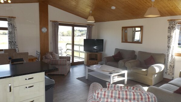 Cabin | Living area - Spacious 3 Bedroom Lodge at Avonvale Holiday Lodge (Evesham)