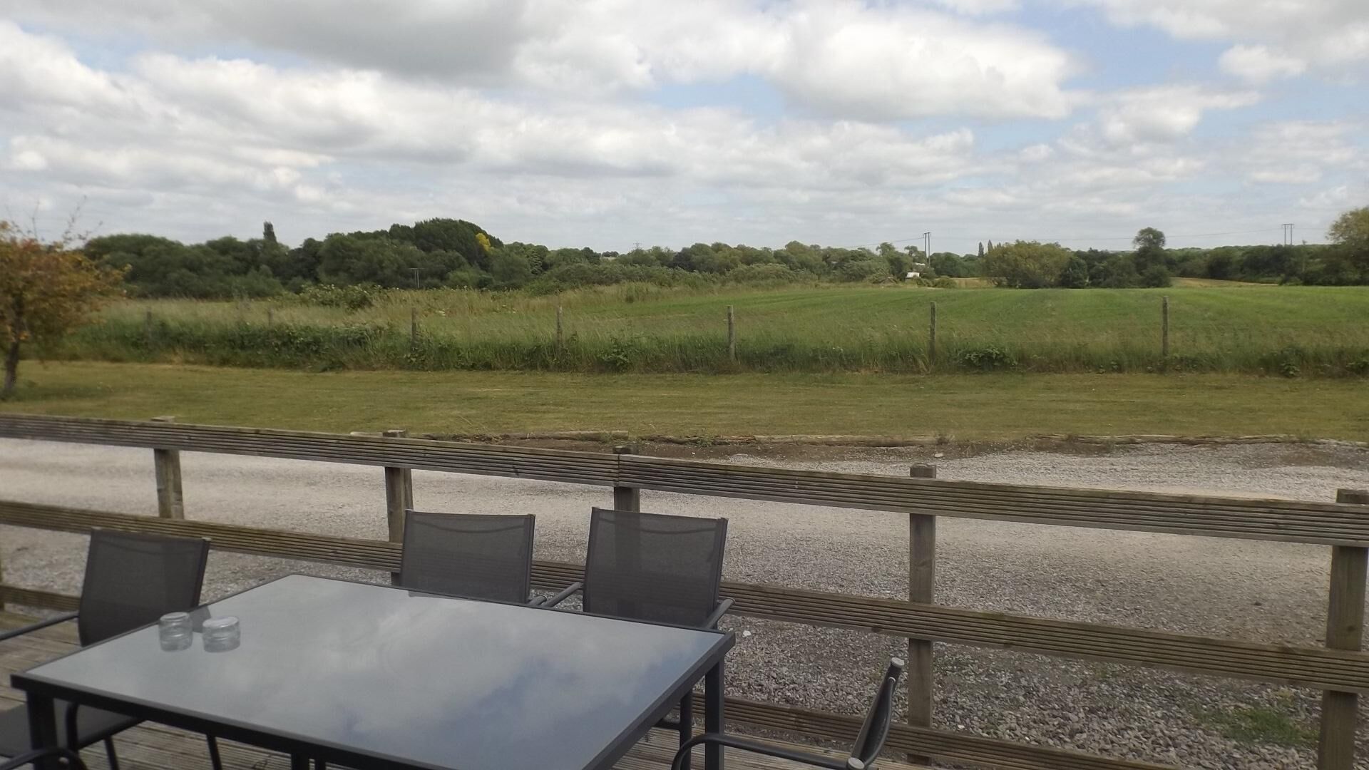 Cabin | Outdoor dining