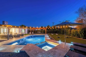 Beheizter Pool