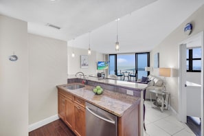 Apartment, 2 Queen-Betten (Gulfview 1806) | Innenbereich