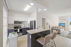 Condo, 1 King Bed (Coastal waterfront condo located in O) | Private kitchen - Coastal Waterfront Condo Located in Olde Marco (Marco Island)