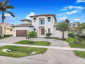 House, Multiple Beds (Exquisite waterfront Home featuring a) | Exterior - Exquisite Waterfront Home Featuring a Pool and hot tub (Marco Island)