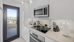Unclassified image, 4 of 54, button - Two-balcony Beachfront Condo With Pool/tennis/grills (Marco Island)
