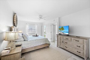 Condo, 1 King Bed (Sands of Marco D-302)