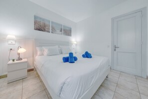 In-room safe, iron/ironing board, free WiFi, bed sheets