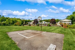 Sport court