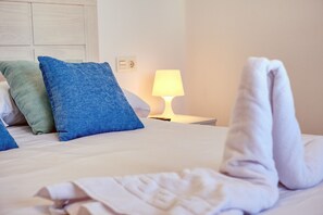 مكواة/لوح كي وواي فاي مجانًا وملاءات أسرّة