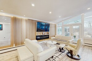 Televisor i llar de foc 