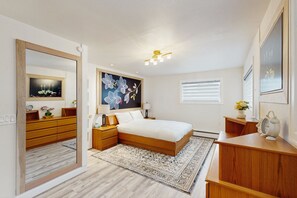 4 dormitoris, planxa i posts de planxar, Internet i roba de llit 