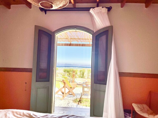 1 chambre, fer et planche à repasser, Wi-Fi gratuit, draps fournis