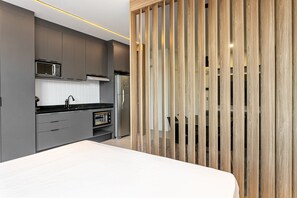 Internet, bed sheets