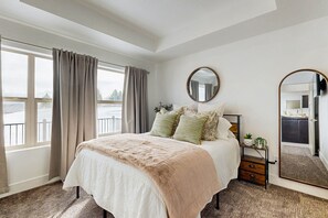 6 chambres, fer et planche à repasser, accès Internet, draps fournis