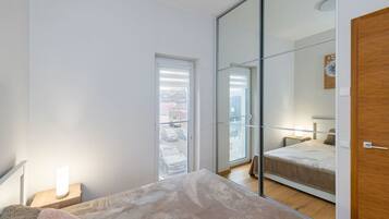 1 bedroom, desk, iron/ironing board, free WiFi