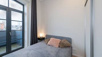 1 bedroom, desk, iron/ironing board, free WiFi