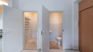 Hårtørrer, håndklæder, Toiletpapir