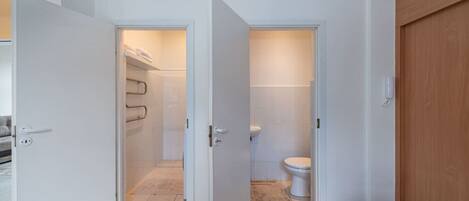 Hair dryer, towels, toilet paper
