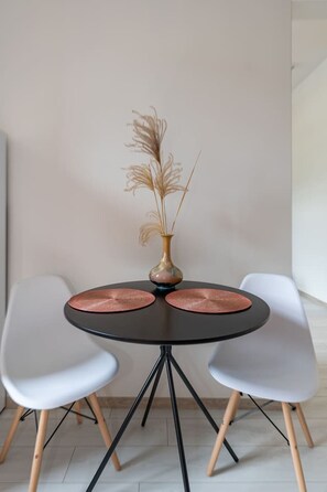 Dining - Sophisticated Old town ap by Polo Apartment (Kaunas)