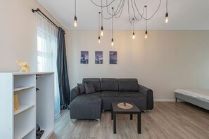Smart TV - Studio ap Contrast by Polo Apartments (Kaunas)