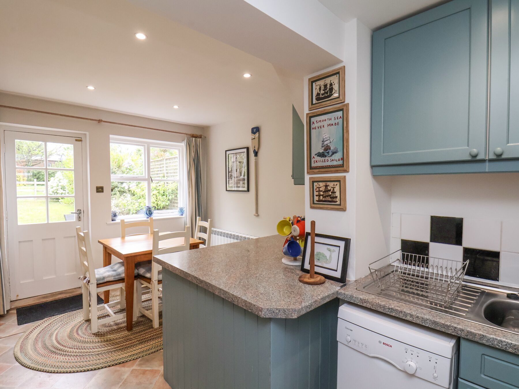 Cottage | Private kitchen | Dishwasher, cookware/dishes/utensils