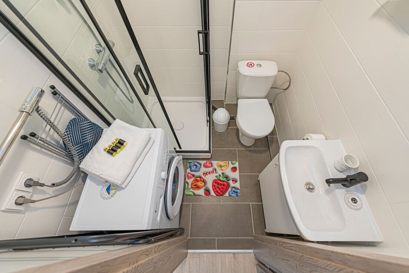 Hair dryer, towels