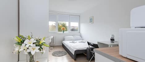 Desk, iron/ironing board, free WiFi, bed sheets